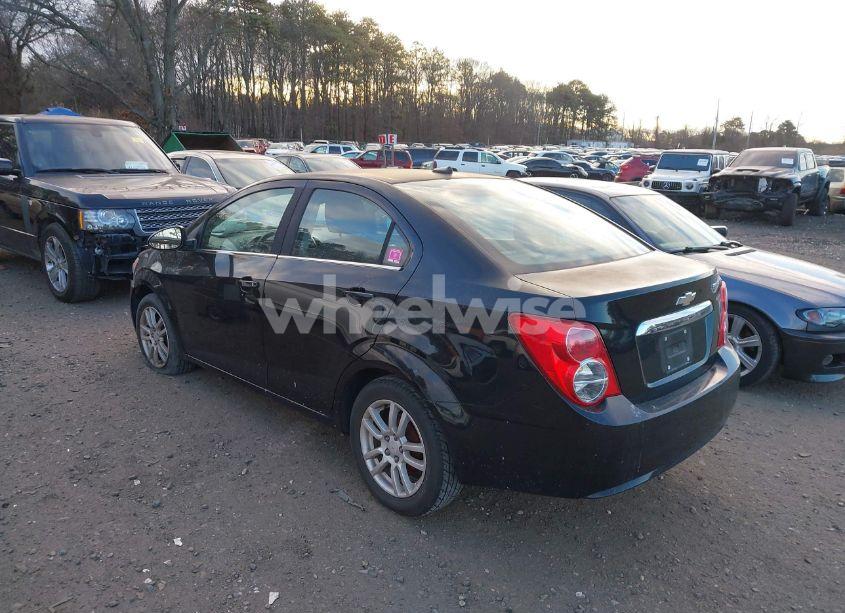 Photo 3 of 2012 Chevrolet Sonic 2LT (VIN 1G1JC5SH8C4119982)