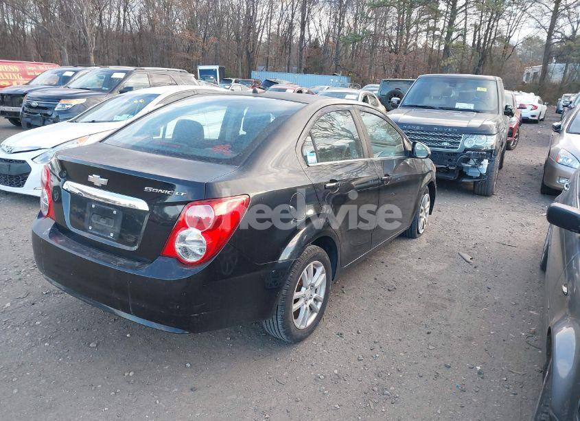 Photo 4 of 2012 Chevrolet Sonic 2LT (VIN 1G1JC5SH8C4119982)