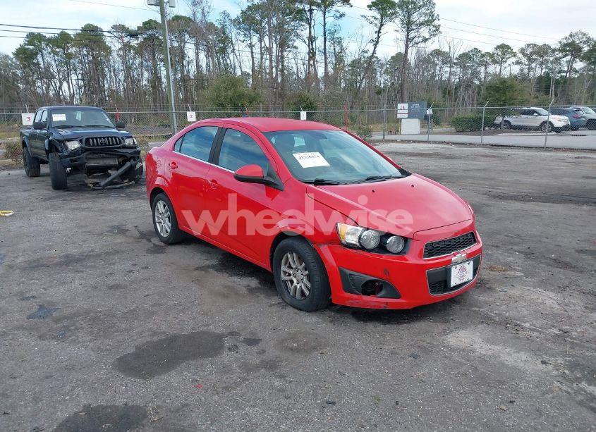2012 Chevrolet Sonic 2LT (VIN 1G1JC5SH8C4140783) main photo