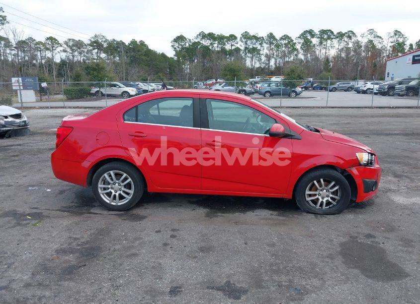 Photo 13 of 2012 Chevrolet Sonic 2LT (VIN 1G1JC5SH8C4140783)