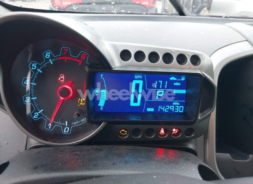 Photo 7 of 2012 Chevrolet Sonic 2LT (VIN 1G1JC5SH8C4160015)