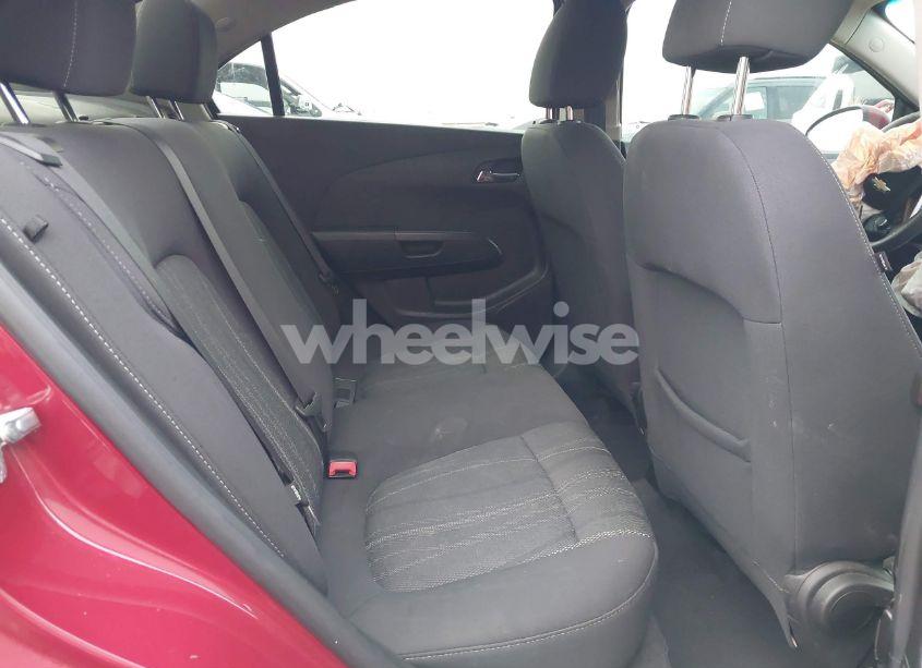 Photo 8 of 2012 Chevrolet Sonic 2LT (VIN 1G1JC5SH8C4160015)