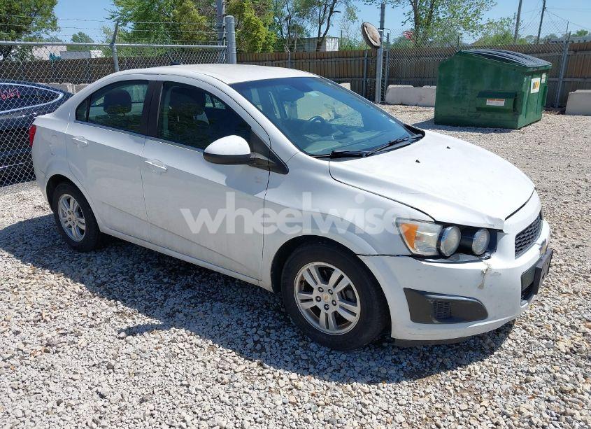 2012 Chevrolet Sonic 2LT (VIN 1G1JC5SH8C4176795) main photo