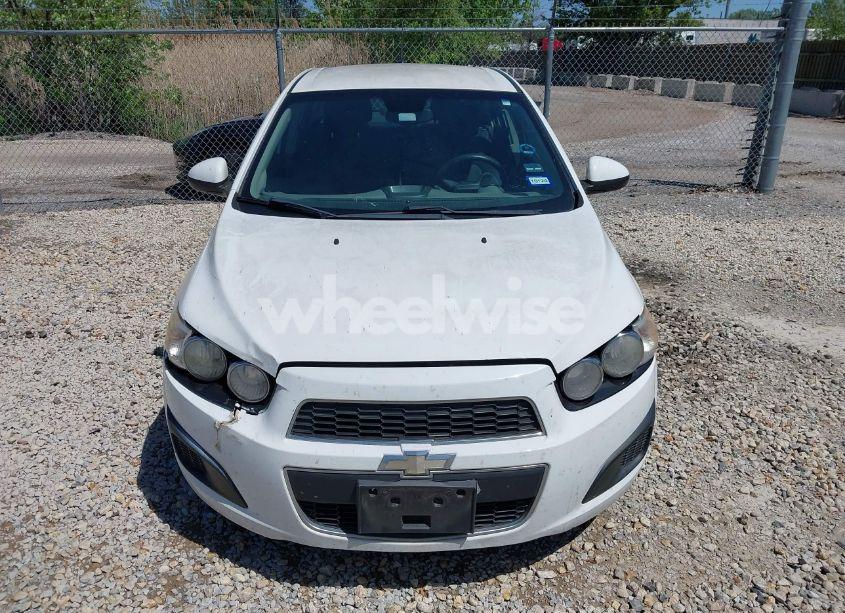 Photo 12 of 2012 Chevrolet Sonic 2LT (VIN 1G1JC5SH8C4176795)