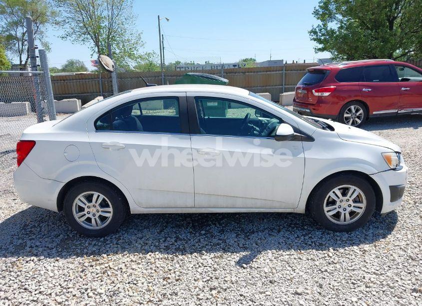 Photo 13 of 2012 Chevrolet Sonic 2LT (VIN 1G1JC5SH8C4176795)