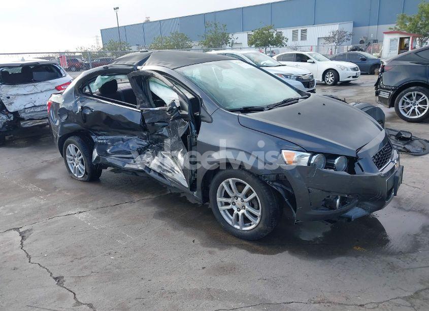 2012 Chevrolet Sonic 2LT (VIN 1G1JC5SH8C4196366) main photo