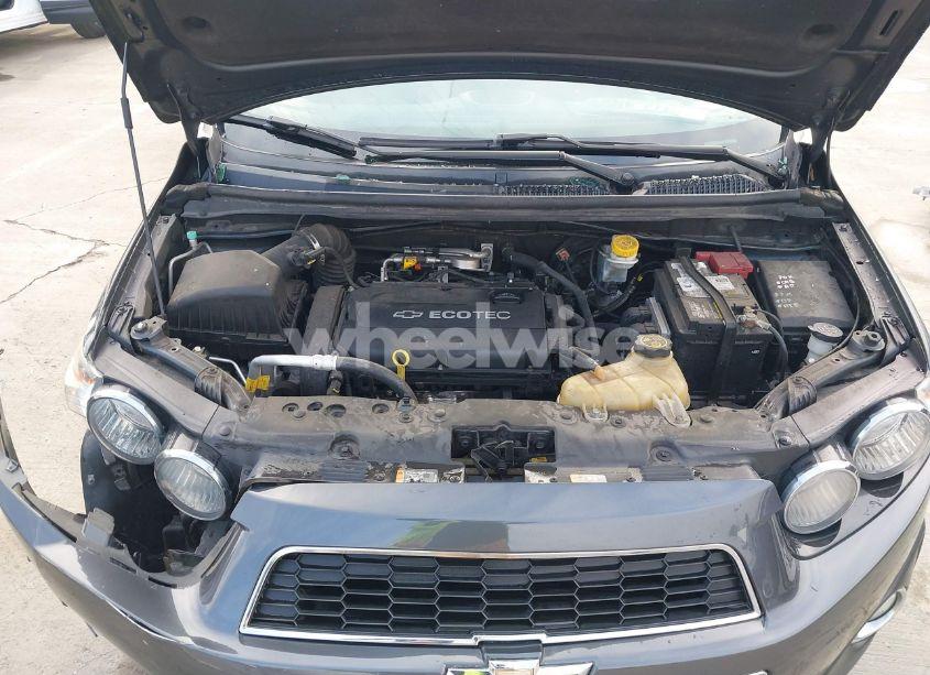 Photo 10 of 2012 Chevrolet Sonic 2LT (VIN 1G1JC5SH8C4196366)
