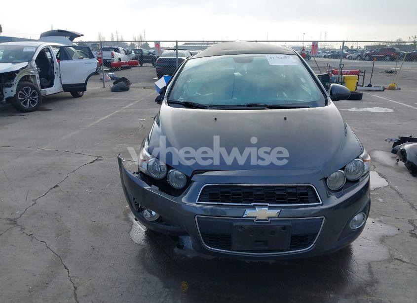 Photo 12 of 2012 Chevrolet Sonic 2LT (VIN 1G1JC5SH8C4196366)