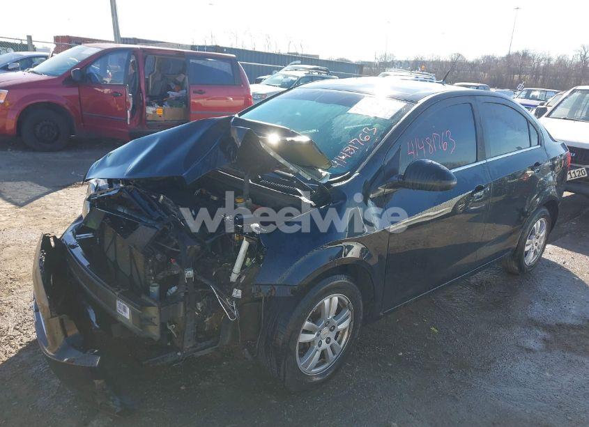Photo 4 of 2012 Chevrolet Sonic 2LT (VIN 1G1JC5SH8C4197257)