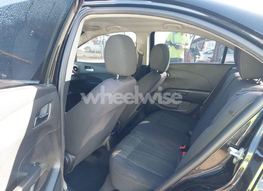 Photo 8 of 2012 Chevrolet Sonic 2LT (VIN 1G1JC5SH8C4197257)