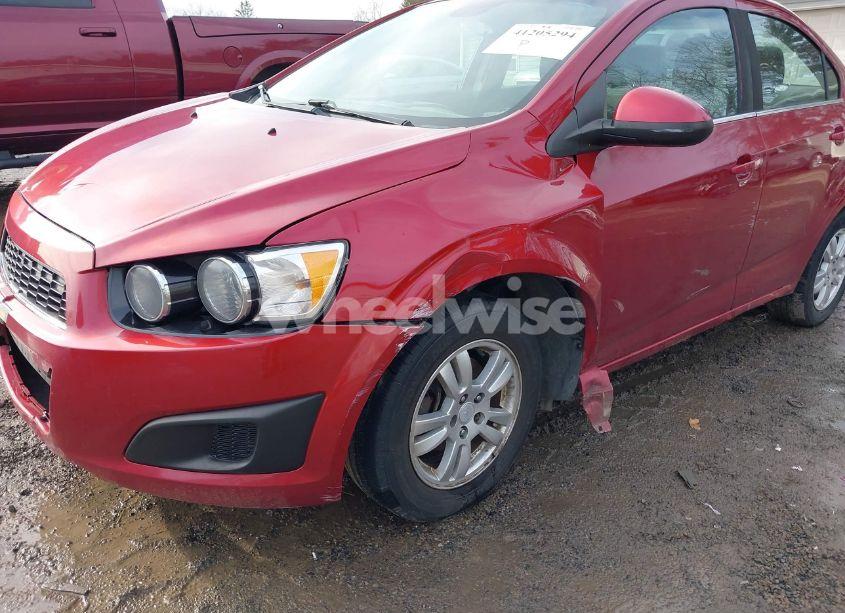 Photo 6 of 2013 Chevrolet Sonic LT AUTO (VIN 1G1JC5SH8D4148299)