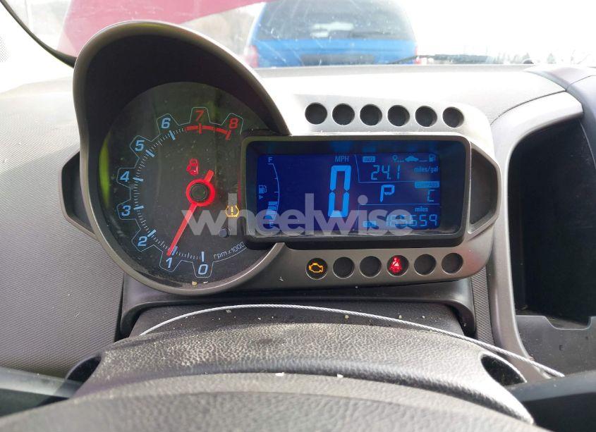 Photo 7 of 2013 Chevrolet Sonic LT AUTO (VIN 1G1JC5SH8D4148299)