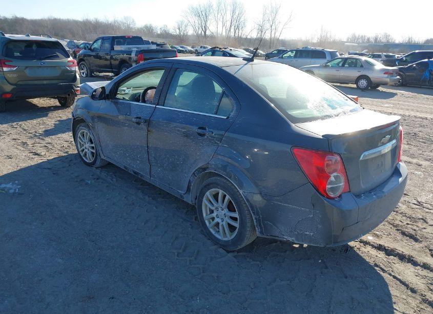 Photo 3 of 2013 Chevrolet Sonic LT AUTO (VIN 1G1JC5SH8D4195901)