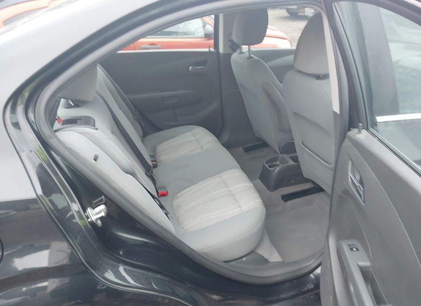 Photo 8 of 2013 Chevrolet Sonic LT AUTO (VIN 1G1JC5SH8D4197888)