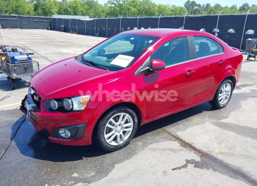 Photo 2 of 2013 Chevrolet Sonic LT AUTO (VIN 1G1JC5SH8D4248175)