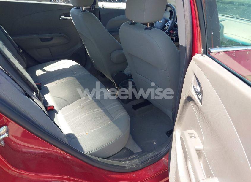 Photo 8 of 2013 Chevrolet Sonic LT AUTO (VIN 1G1JC5SH8D4248175)