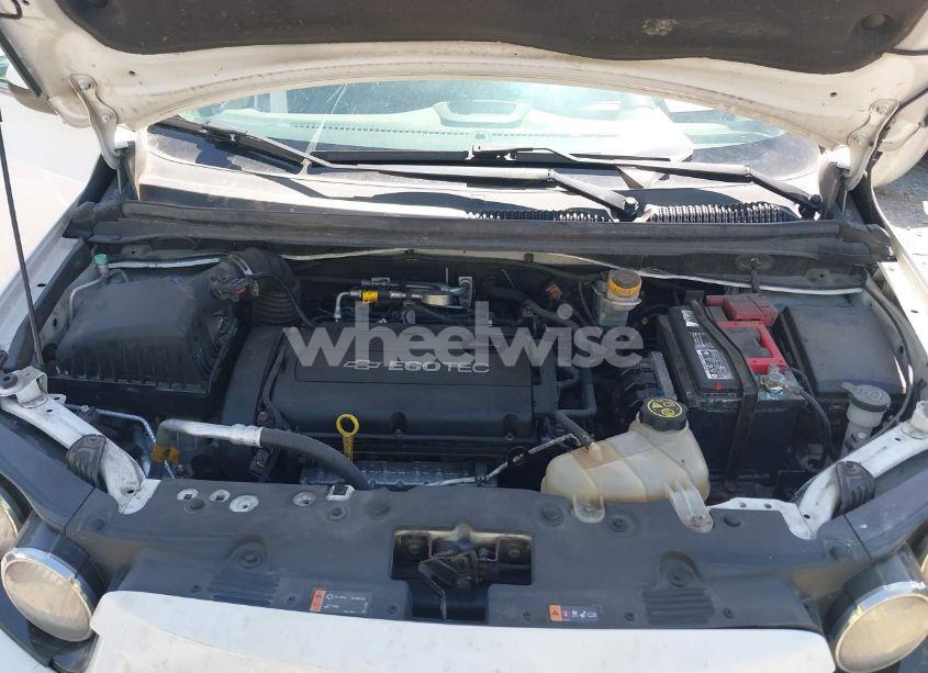 Photo 10 of 2014 Chevrolet Sonic LT AUTO (VIN 1G1JC5SH8E4169140)