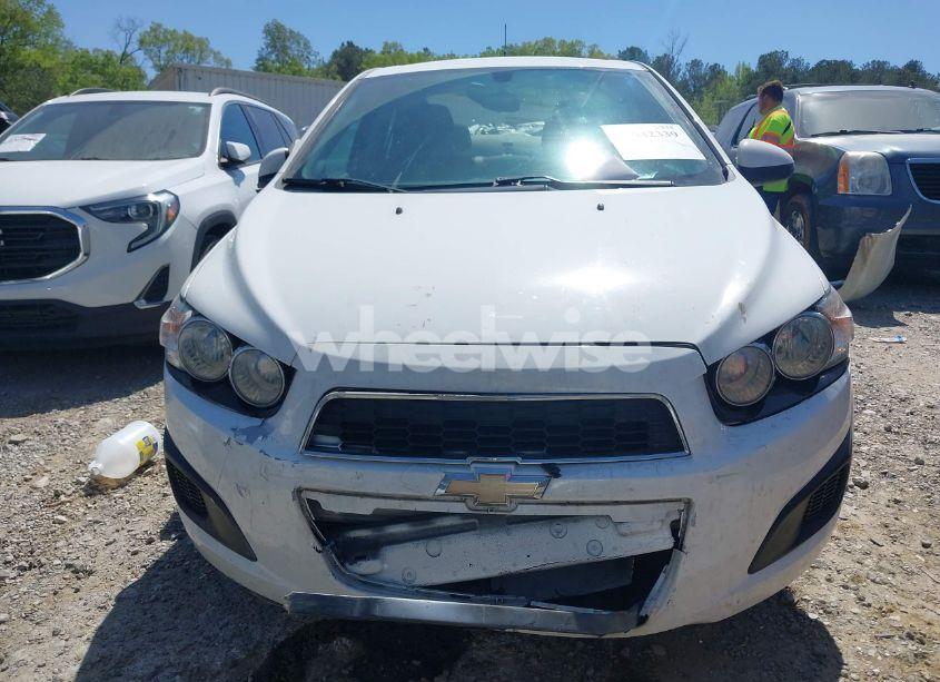 Photo 12 of 2014 Chevrolet Sonic LT AUTO (VIN 1G1JC5SH8E4169140)