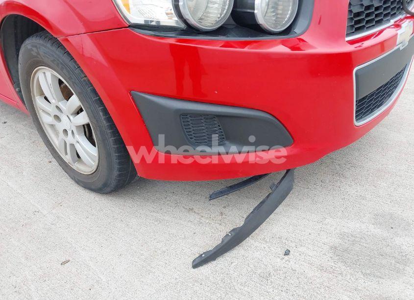 Photo 6 of 2015 Chevrolet Sonic LT AUTO (VIN 1G1JC5SH8F4127956)