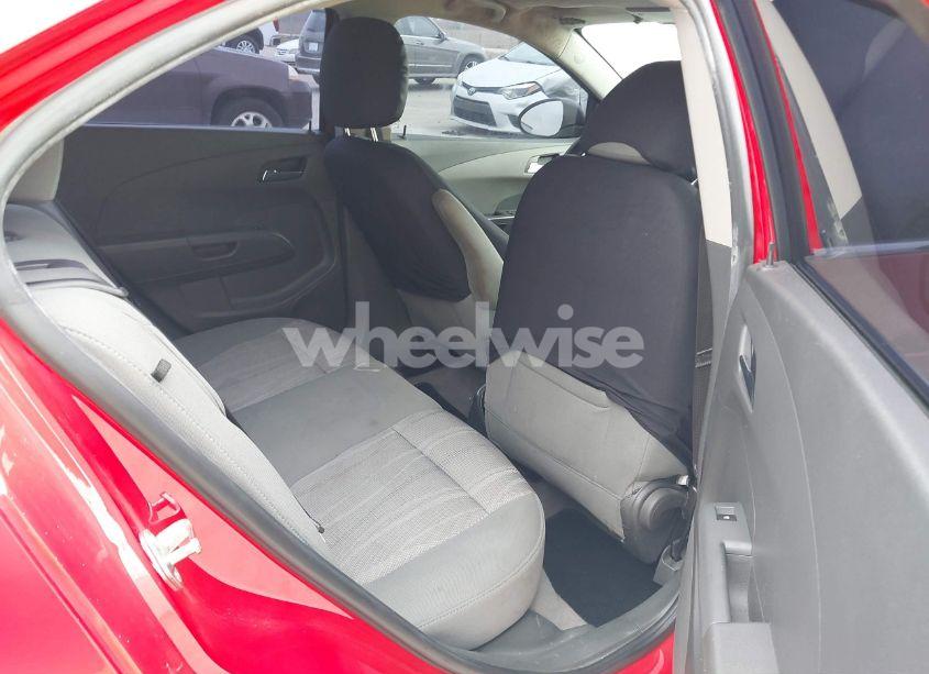 Photo 8 of 2015 Chevrolet Sonic LT AUTO (VIN 1G1JC5SH8F4127956)