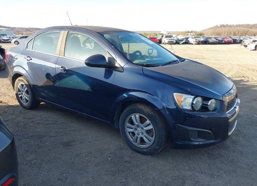 2015 Chevrolet Sonic LT AUTO (VIN 1G1JC5SH8F4173030) main photo