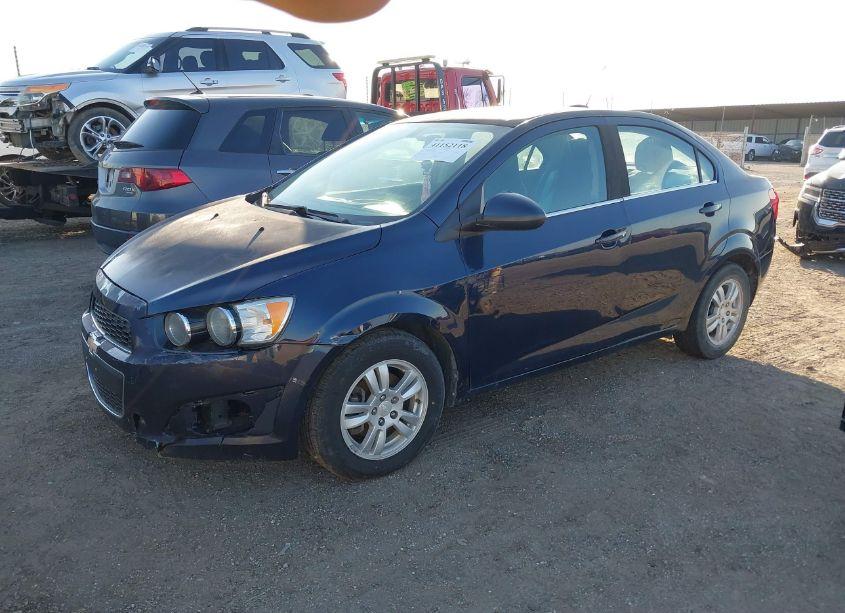 Photo 2 of 2015 Chevrolet Sonic LT AUTO (VIN 1G1JC5SH8F4173030)