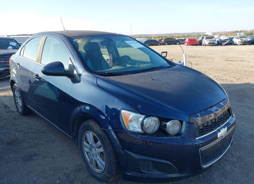 Photo 6 of 2015 Chevrolet Sonic LT AUTO (VIN 1G1JC5SH8F4173030)