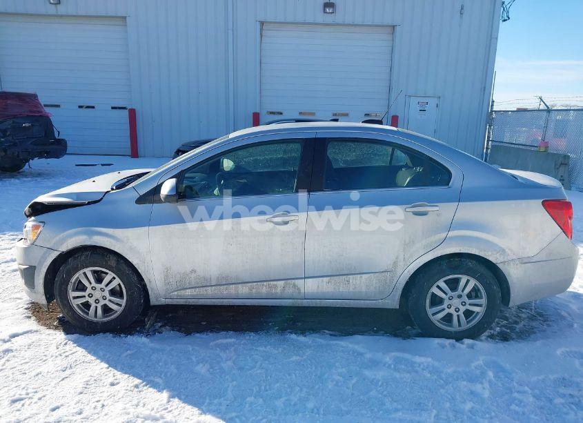 Photo 15 of 2016 Chevrolet Sonic LT AUTO (VIN 1G1JC5SH8G4130177)