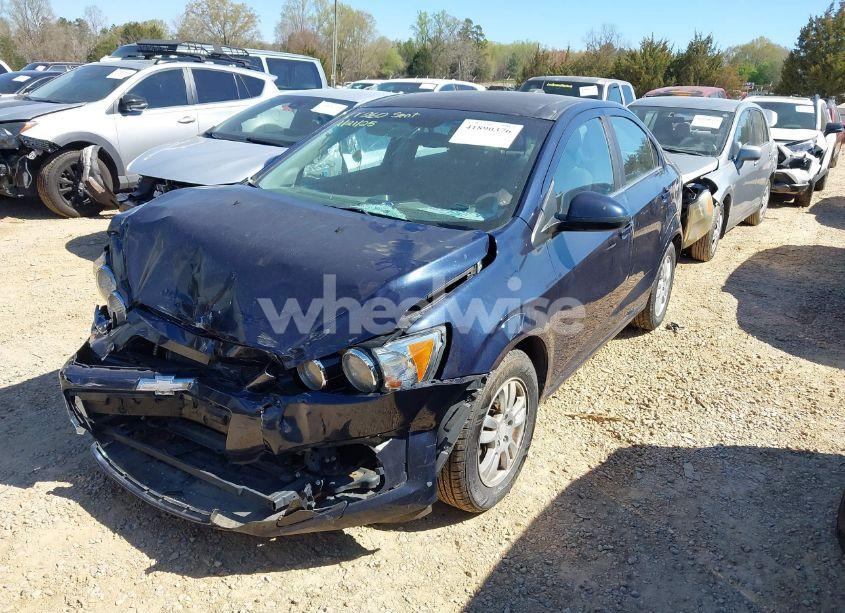 Photo 2 of 2016 Chevrolet Sonic LT AUTO (VIN 1G1JC5SH8G4157766)