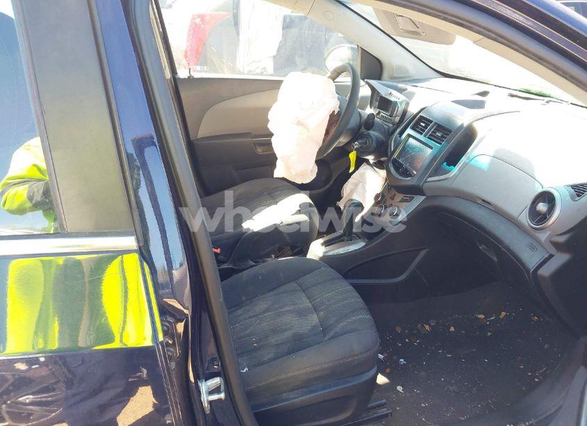 Photo 5 of 2016 Chevrolet Sonic LT AUTO (VIN 1G1JC5SH8G4157766)