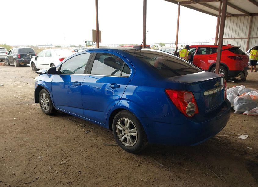 Photo 3 of 2016 Chevrolet Sonic LT AUTO (VIN 1G1JC5SH8G4177838)