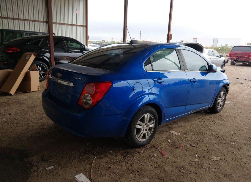 Photo 4 of 2016 Chevrolet Sonic LT AUTO (VIN 1G1JC5SH8G4177838)