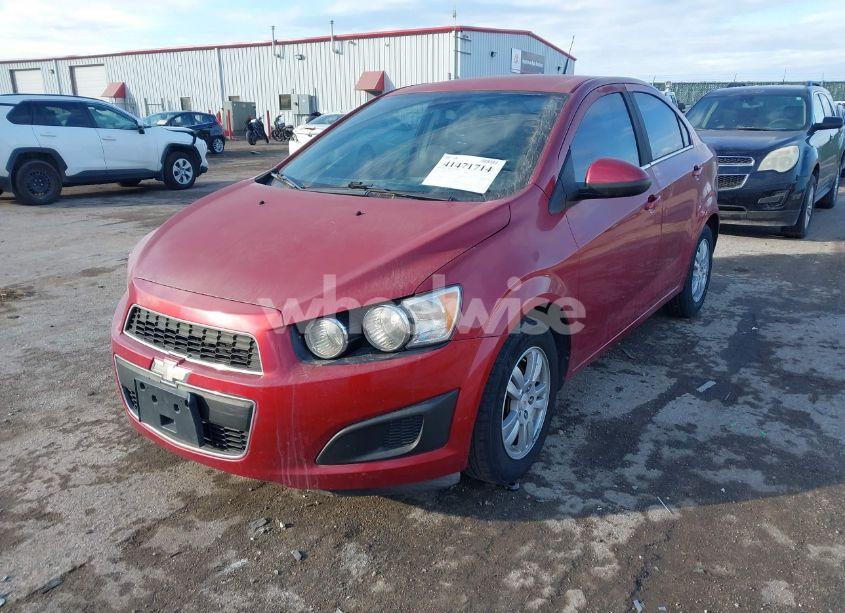 Photo 2 of 2012 Chevrolet Sonic 2LT (VIN 1G1JC5SH9C4103371)