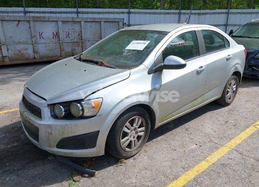 Photo 2 of 2012 Chevrolet Sonic 2LT (VIN 1G1JC5SH9C4112989)