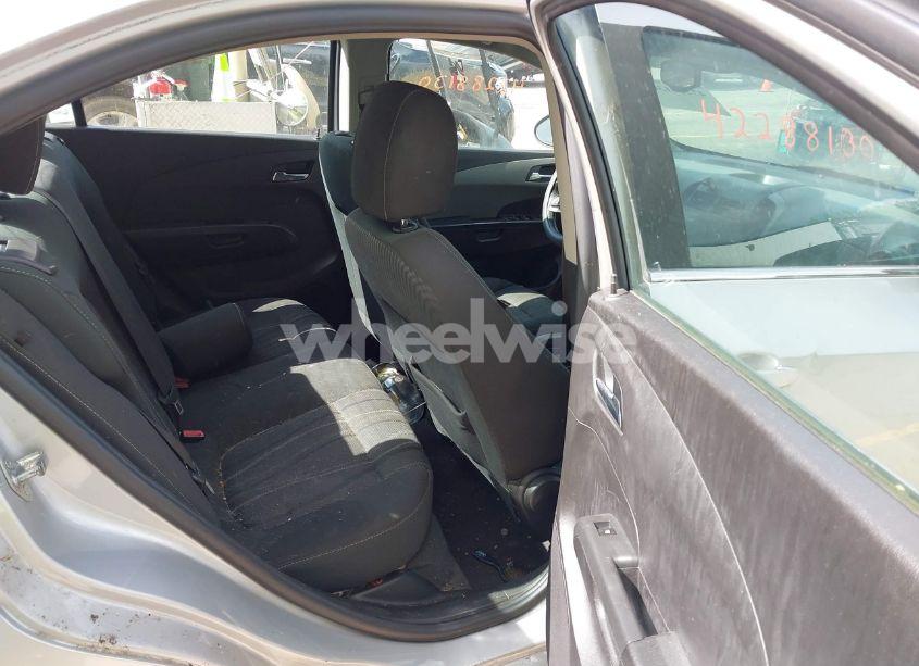 Photo 8 of 2012 Chevrolet Sonic 2LT (VIN 1G1JC5SH9C4112989)