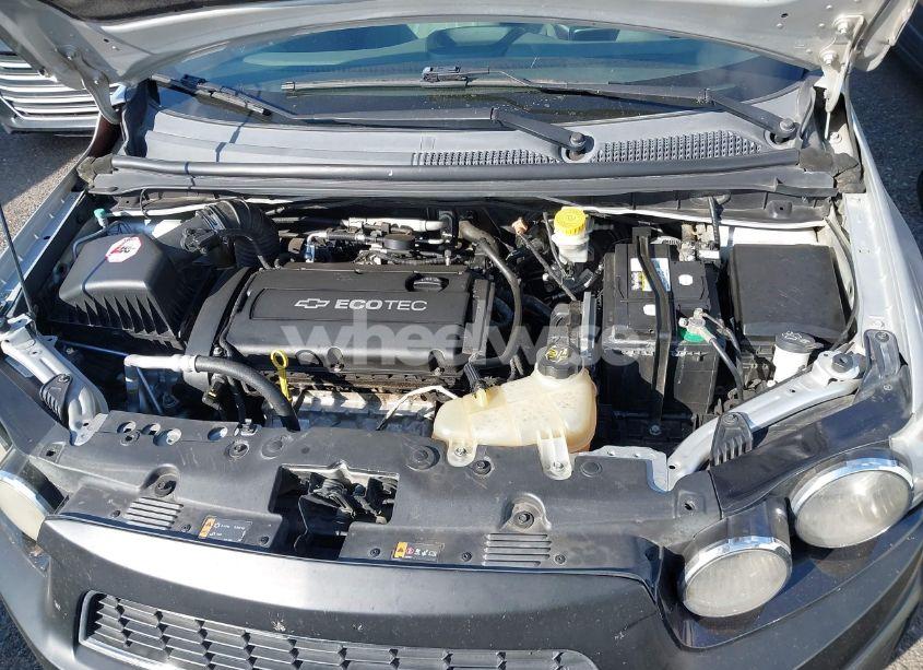 Photo 10 of 2012 Chevrolet Sonic 2LT (VIN 1G1JC5SH9C4136290)