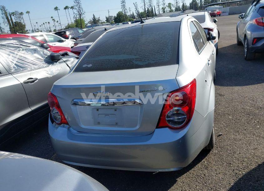 Photo 16 of 2012 Chevrolet Sonic 2LT (VIN 1G1JC5SH9C4136290)