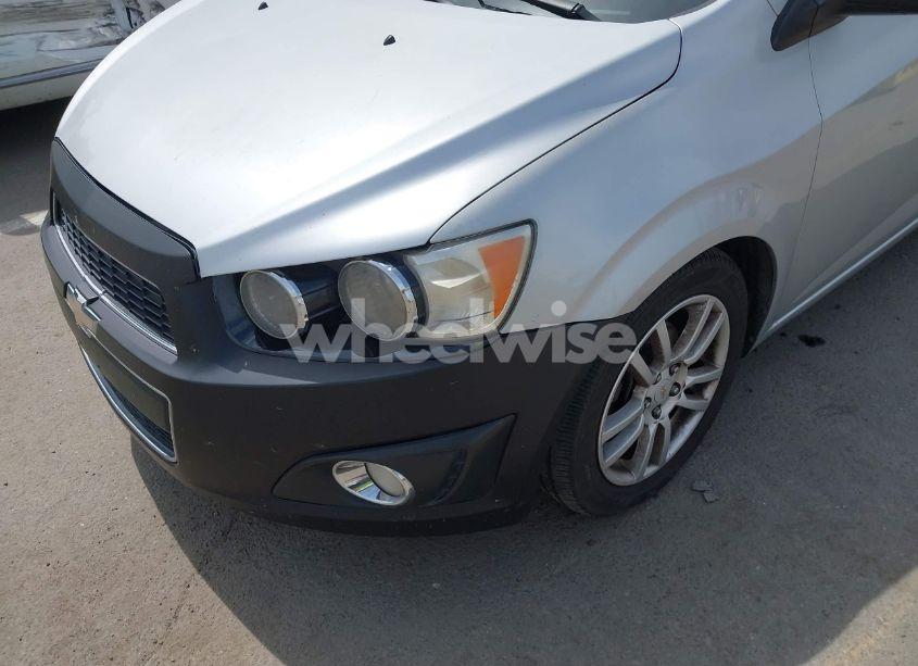 Photo 17 of 2012 Chevrolet Sonic 2LT (VIN 1G1JC5SH9C4136290)