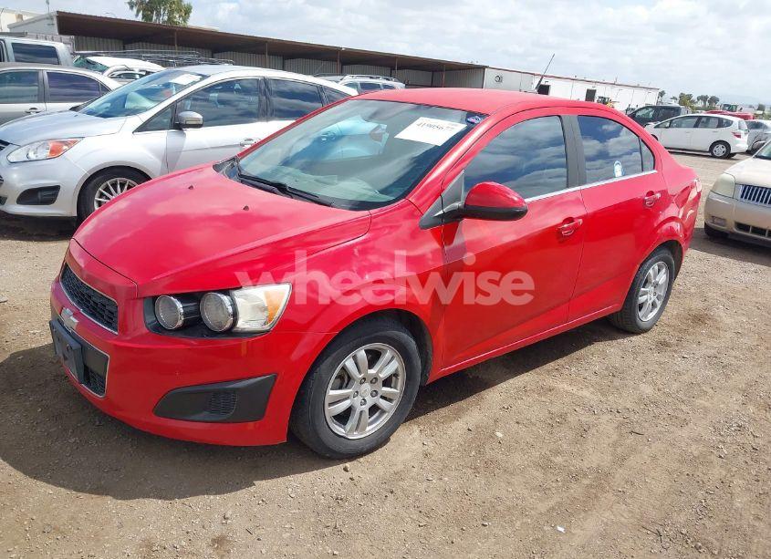 Photo 2 of 2012 Chevrolet Sonic 2LT (VIN 1G1JC5SH9C4146429)