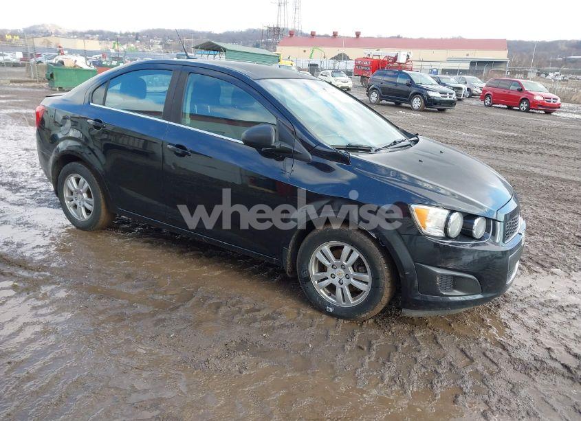 2012 Chevrolet Sonic 2LT (VIN 1G1JC5SH9C4176353) main photo