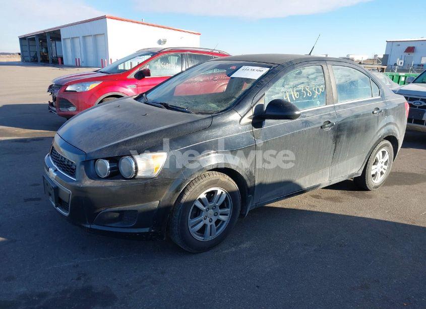 Photo 2 of 2012 Chevrolet Sonic 2LT (VIN 1G1JC5SH9C4185585)