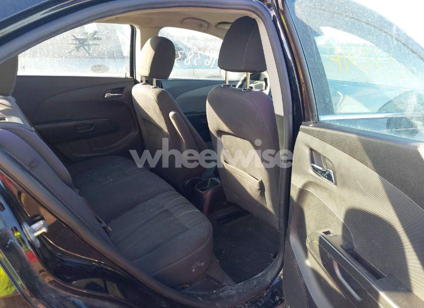 Photo 8 of 2012 Chevrolet Sonic 2LT (VIN 1G1JC5SH9C4185585)