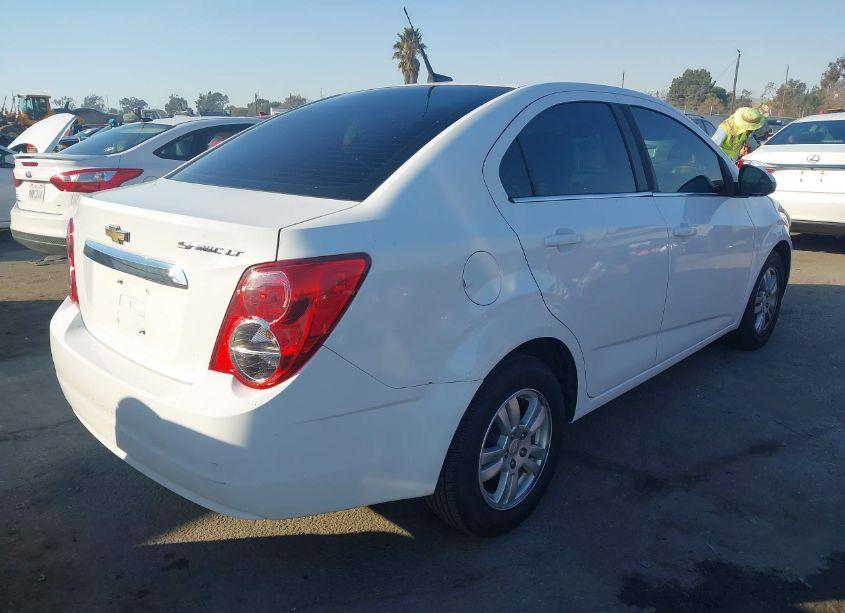 Photo 4 of 2013 Chevrolet Sonic LT AUTO (VIN 1G1JC5SH9D4142477)