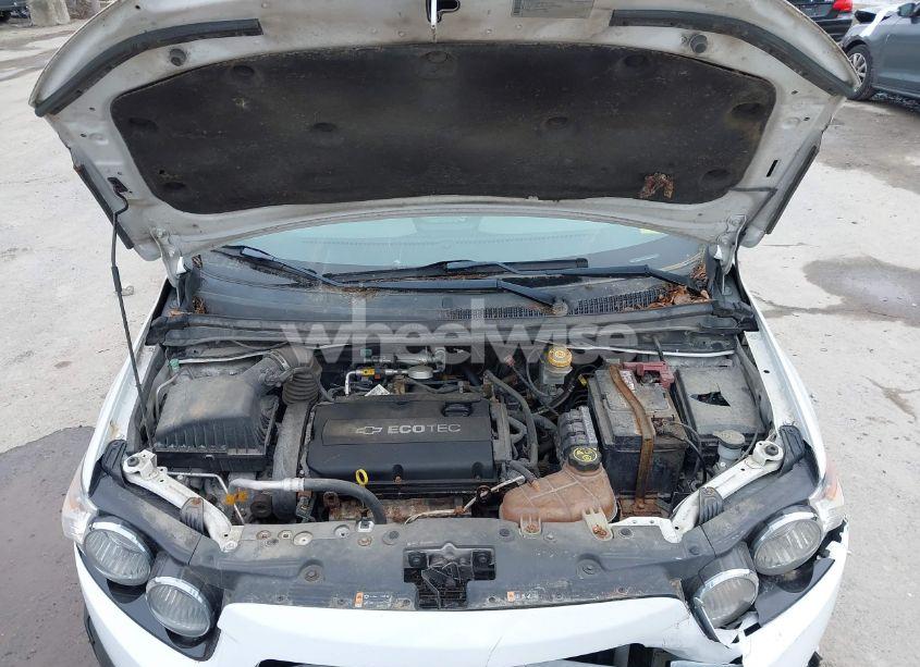 Photo 10 of 2013 Chevrolet Sonic LT (VIN 1G1JC5SH9D4175298)