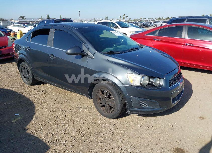 2014 Chevrolet Sonic LT AUTO (VIN 1G1JC5SH9E4109920) main photo