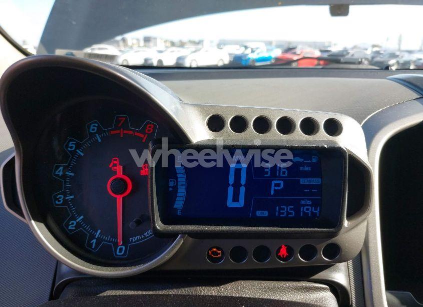 Photo 7 of 2014 Chevrolet Sonic LT AUTO (VIN 1G1JC5SH9E4109920)