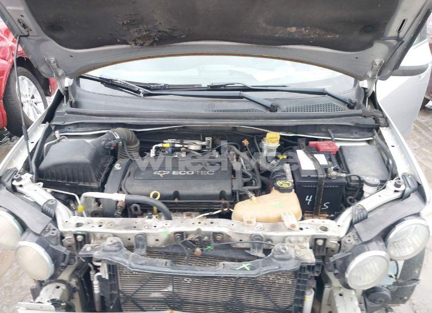 Photo 10 of 2014 Chevrolet Sonic LT AUTO (VIN 1G1JC5SH9E4164223)