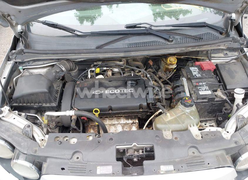 Photo 10 of 2014 Chevrolet Sonic LT AUTO (VIN 1G1JC5SH9E4235730)