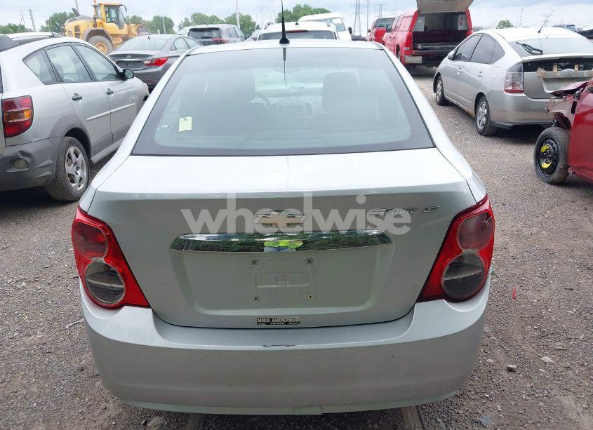 Photo 12 of 2014 Chevrolet Sonic LT AUTO (VIN 1G1JC5SH9E4235730)