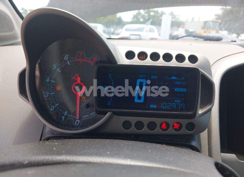 Photo 7 of 2015 Chevrolet Sonic LT AUTO (VIN 1G1JC5SH9F4108042)